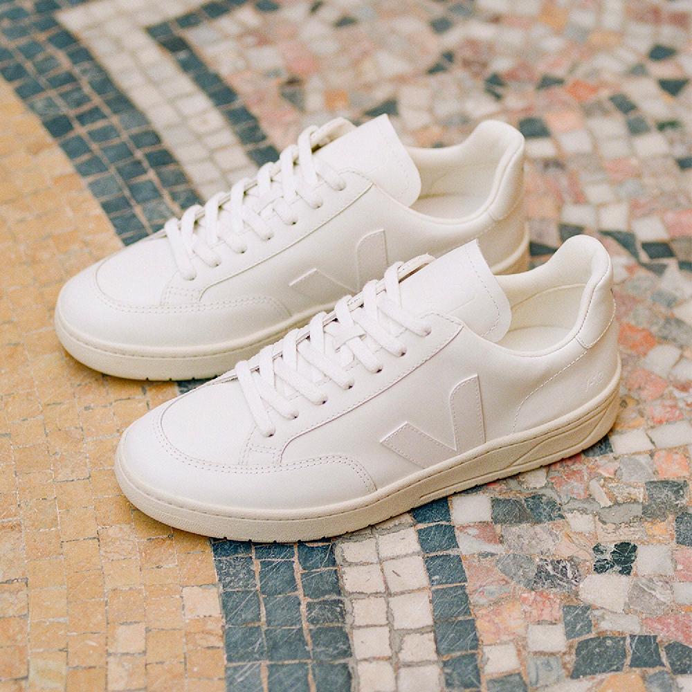Veja V-12 LEATHER WHITE