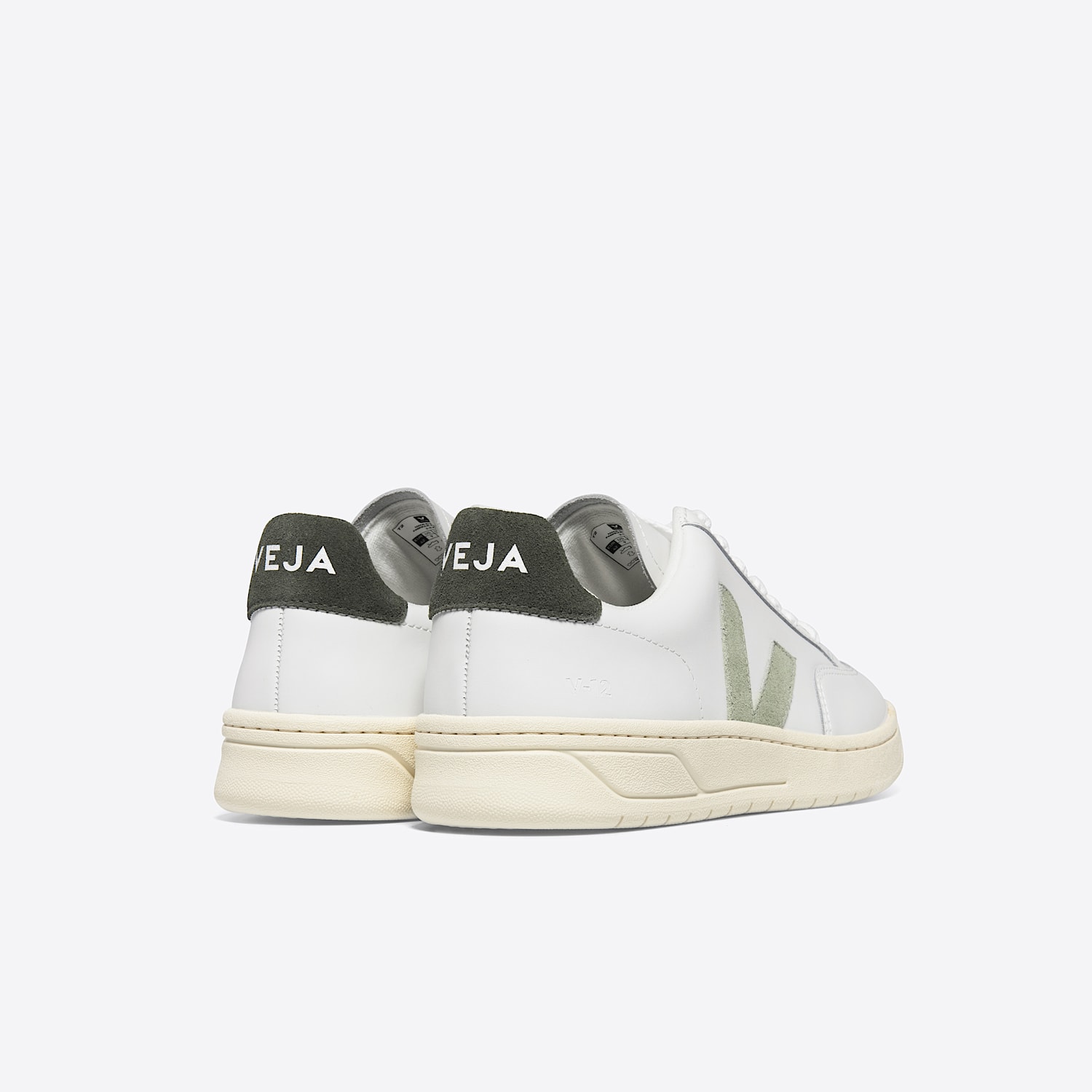 Veja V-12 LEATHER WHITE CLAY MUD