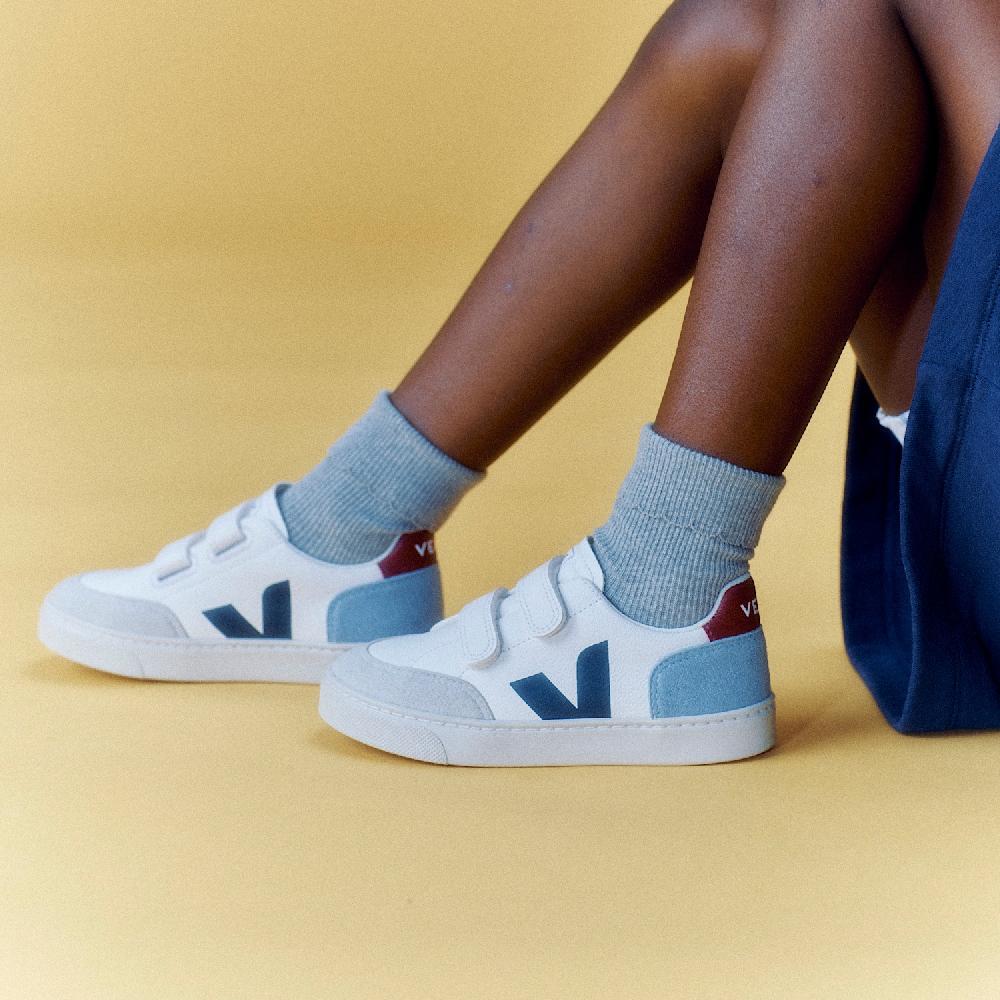 Veja V-12 LEATHER WHITE MULTICO STEEL