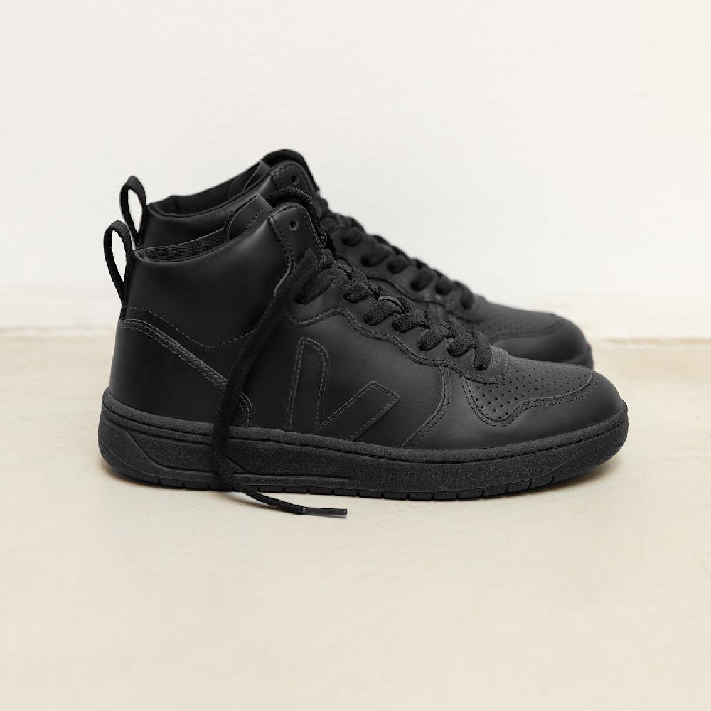 Veja V-15 LEATHER FULL BLACK