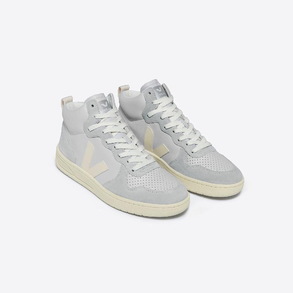 Veja V-15 LEATHER PEARL CASHEW