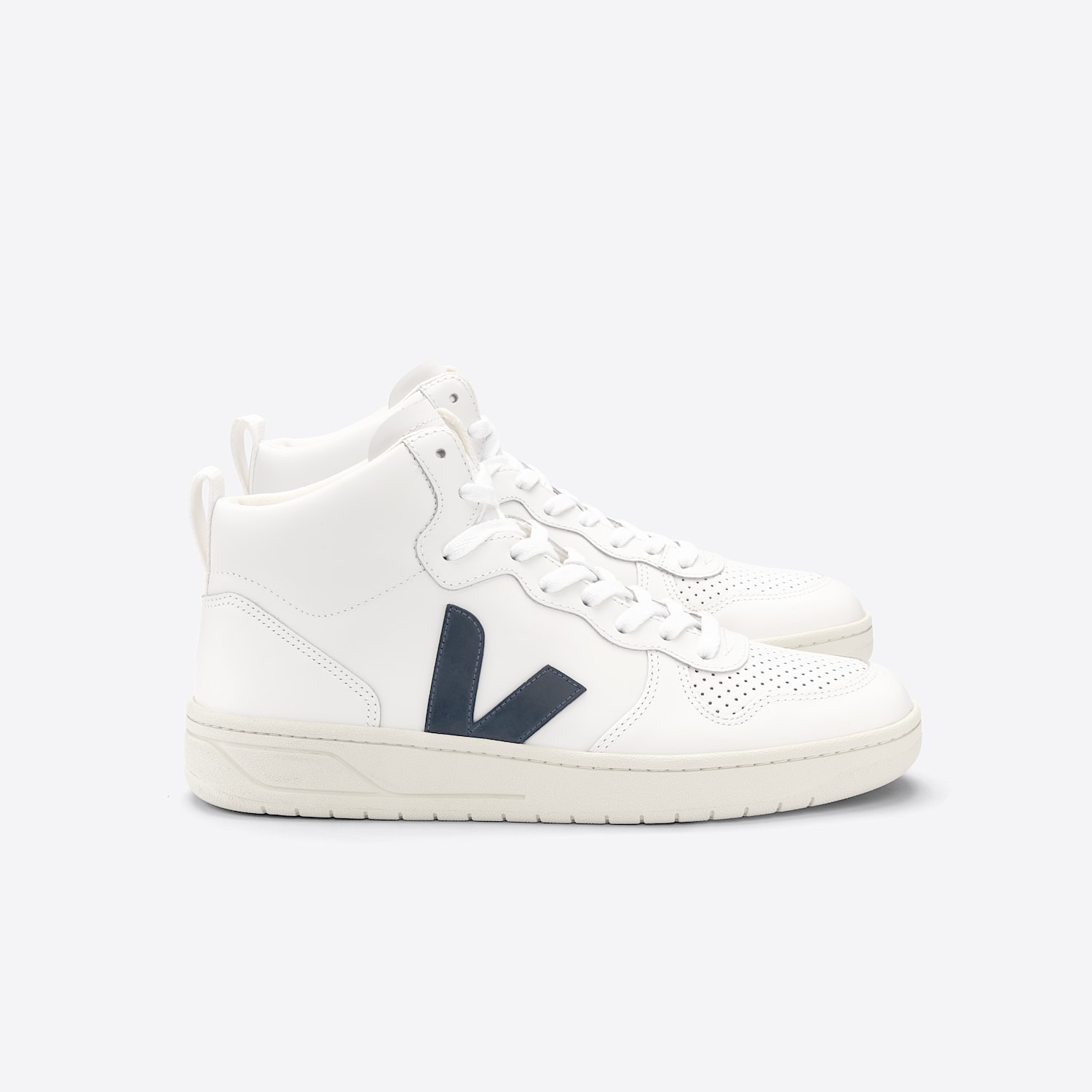 veja V-15 LEATHER WHITE NAUTICO