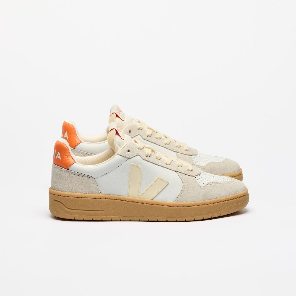veja V-82 LEATHER PURE CALCAIRE FURY