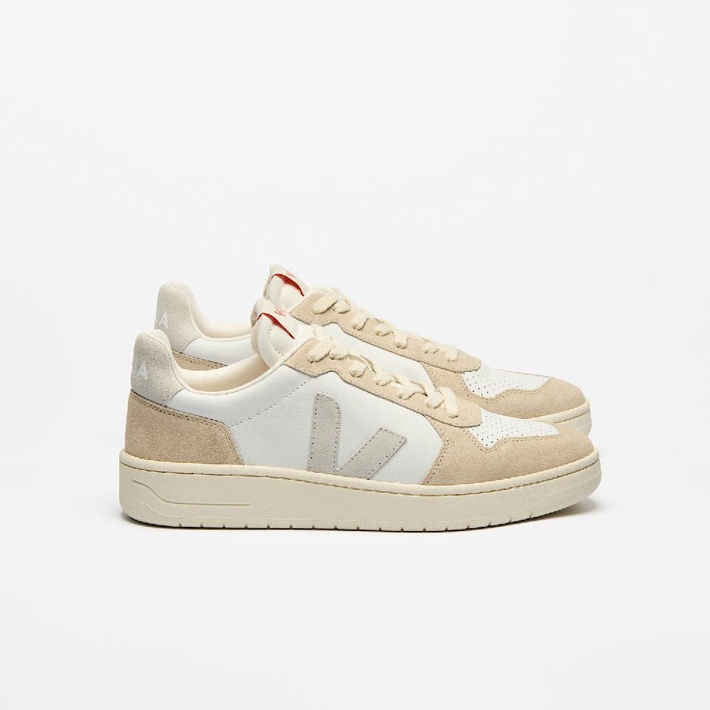 veja V-82 LEATHER WHITE NATURAL ALMOND
