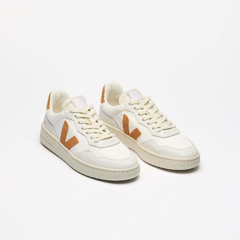 Veja V-90 B-MESH WHITE UMBER