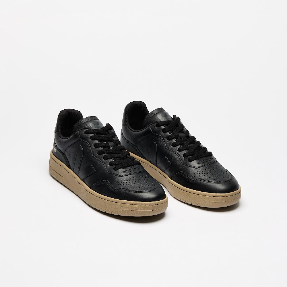 Veja V-90 LEATHER BLACK DUNE