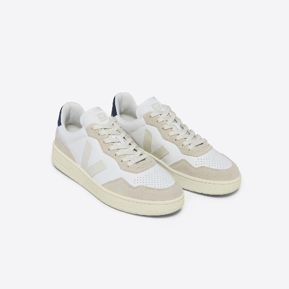 Veja V-90 LEATHER WHITE PIERRE NAUTICO