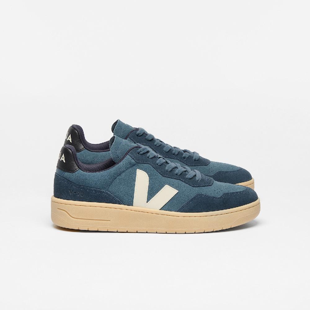 veja V-90 SUEDE CALIFORNIA PIERRE