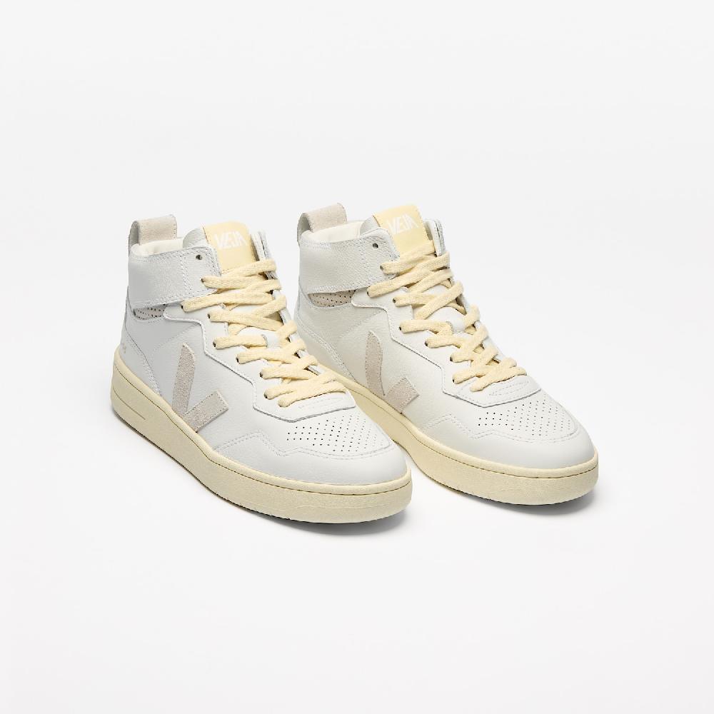 Veja V-95 LEATHER WHITE NATURAL