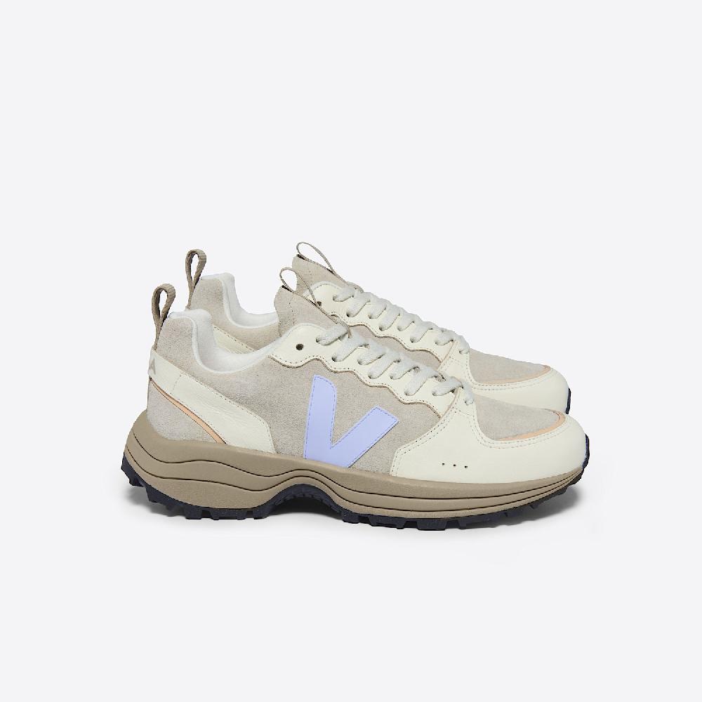 veja VENTURI SUEDE ALMOND SWAN