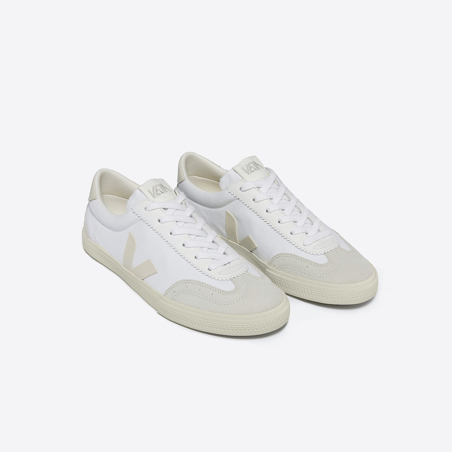 Veja VOLLEY CANVAS WHITE PIERRE