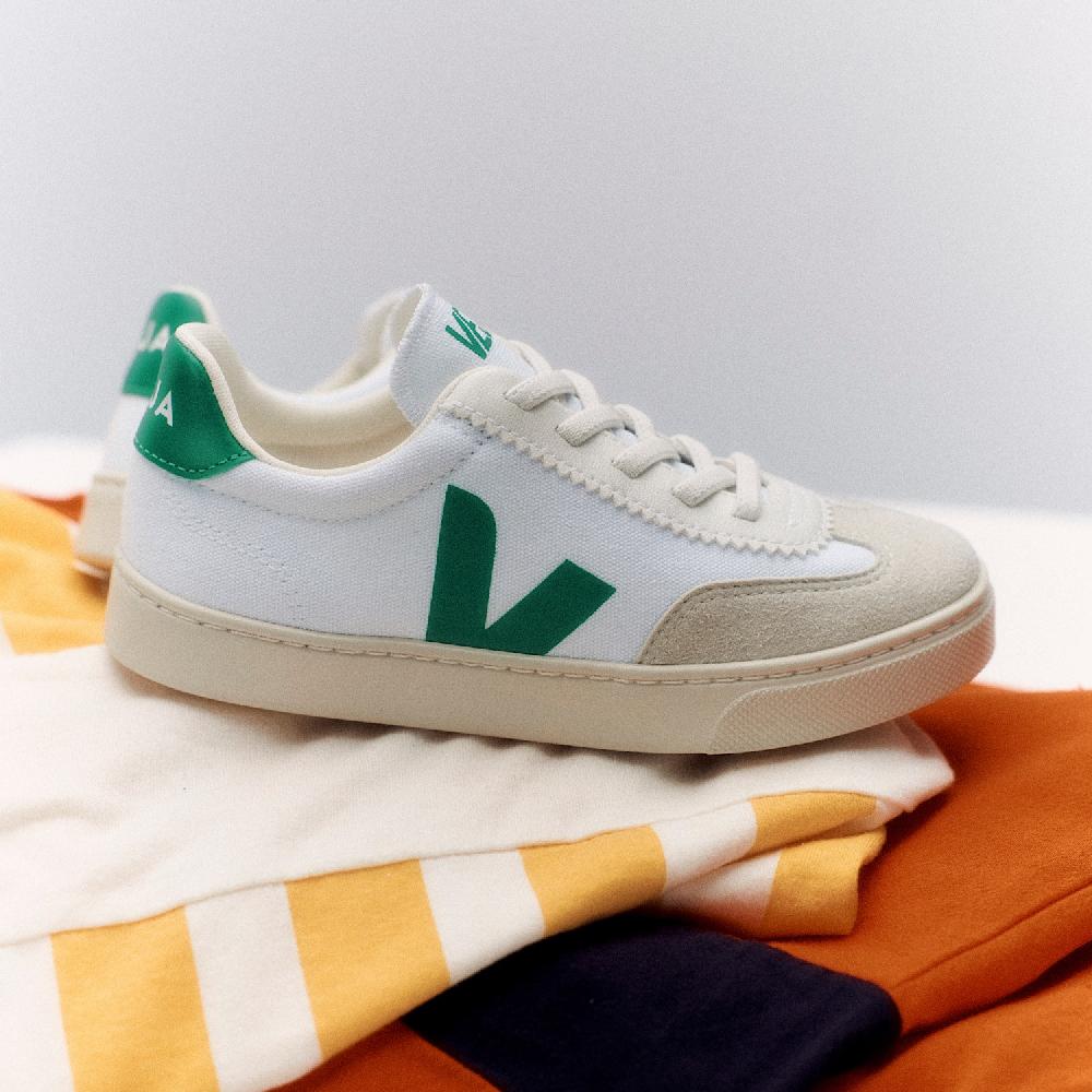 Veja VOLLEY ELASTIC LACES CANVAS WHITE EMERAUDE