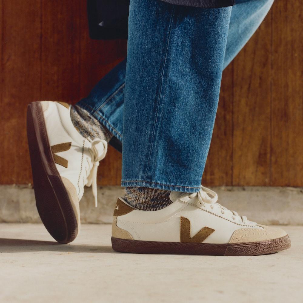 Veja VOLLEY LEATHER WHITE TENT BARK