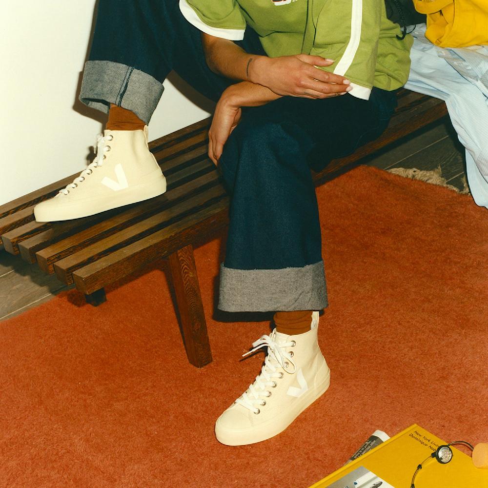 Veja WATA II CANVAS BUTTER WHITE BUTTER SOLE