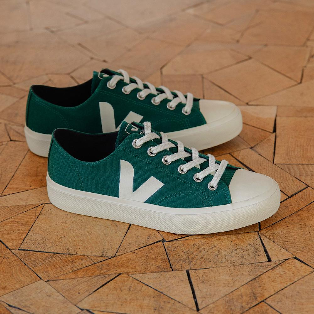 Veja WATA II LOW CANVAS POKER PIERRE