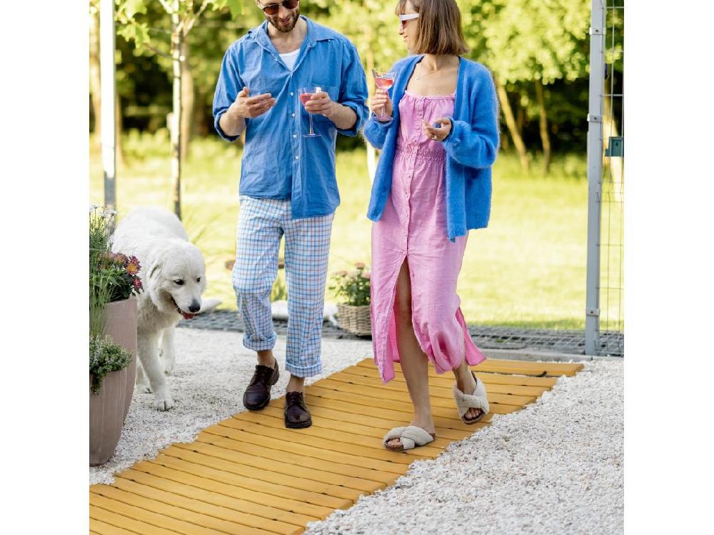 Vente Unique Allée Chemin De Jardin En Lattes De Bois Enroulable - Dim. 185L X 60l X 1 9H Cm - Bois De Sapin Pré-huilé