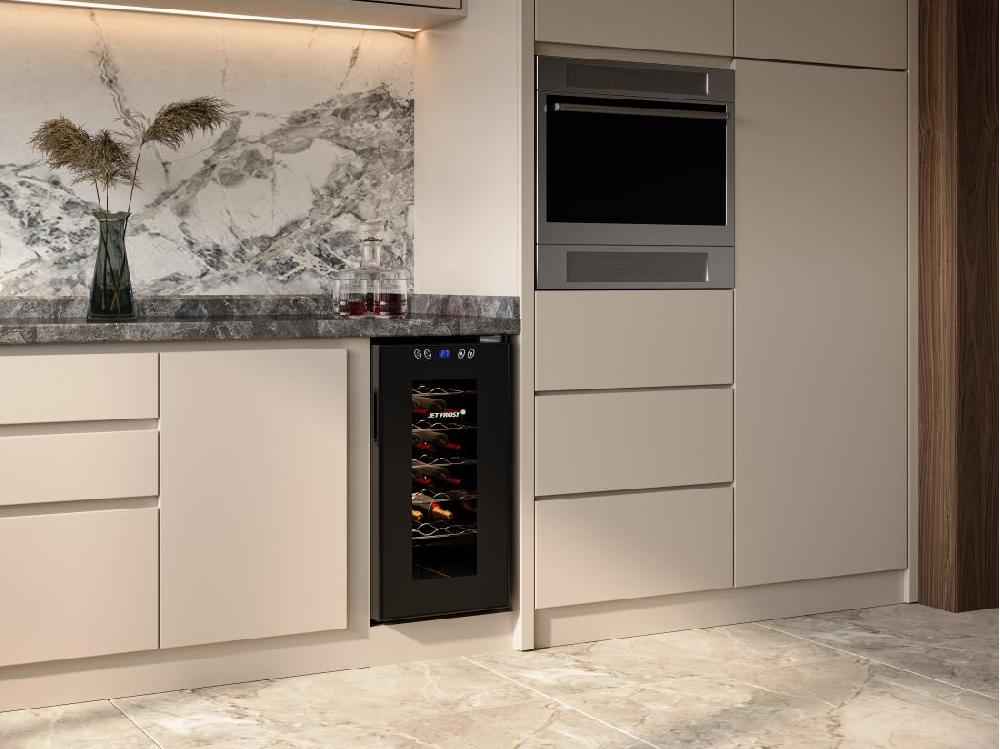 vente unique Cave à vin de service - 18 bouteilles - Thermoélectrique - MAGON