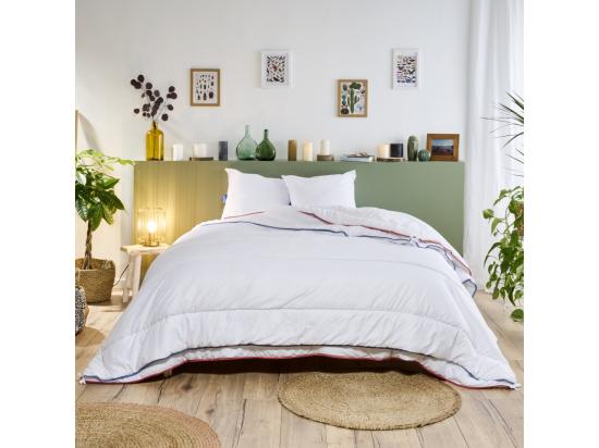 Vente Unique Couette 4 Saisons Anti-acariens - 3 Couettes En 1 - 220x240cm