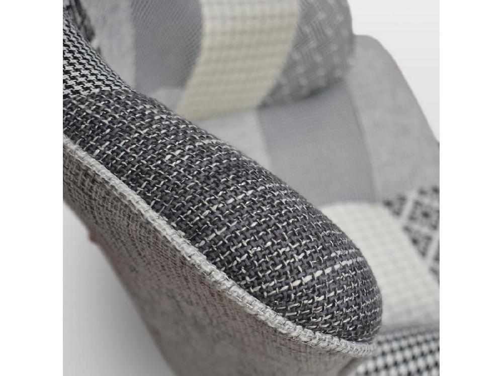Vente Unique Fauteuil En Tissu Patchwork Gris Avec Pieds En Bois - HAVANA