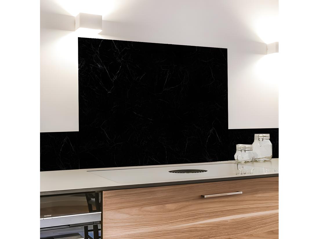 Vente Unique Fond De Hotte ALU L 60xH 70cm - Marbre Noir - Aluminium Composite