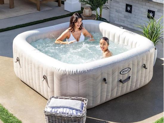 Vente Unique Kit Spa Gonflable Intex PureSpa Chevron Carré Bulles 6 Places + 6 Filtres + Kit D'entretien