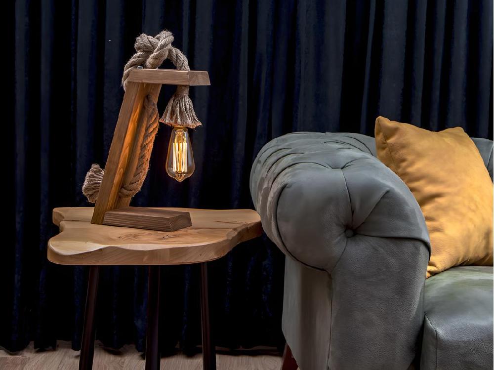 vente unique Lampe à poser en bois de sapin faite à la main - H. 35 cm - KARATAS