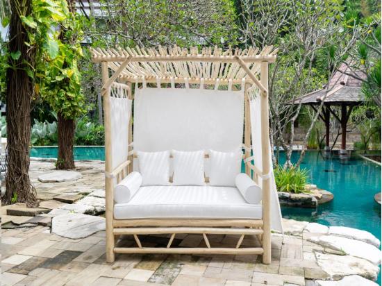 vente unique Lit de jardin à baldaquin en teck - Naturel clair et blanc - TULUM de MYLIA