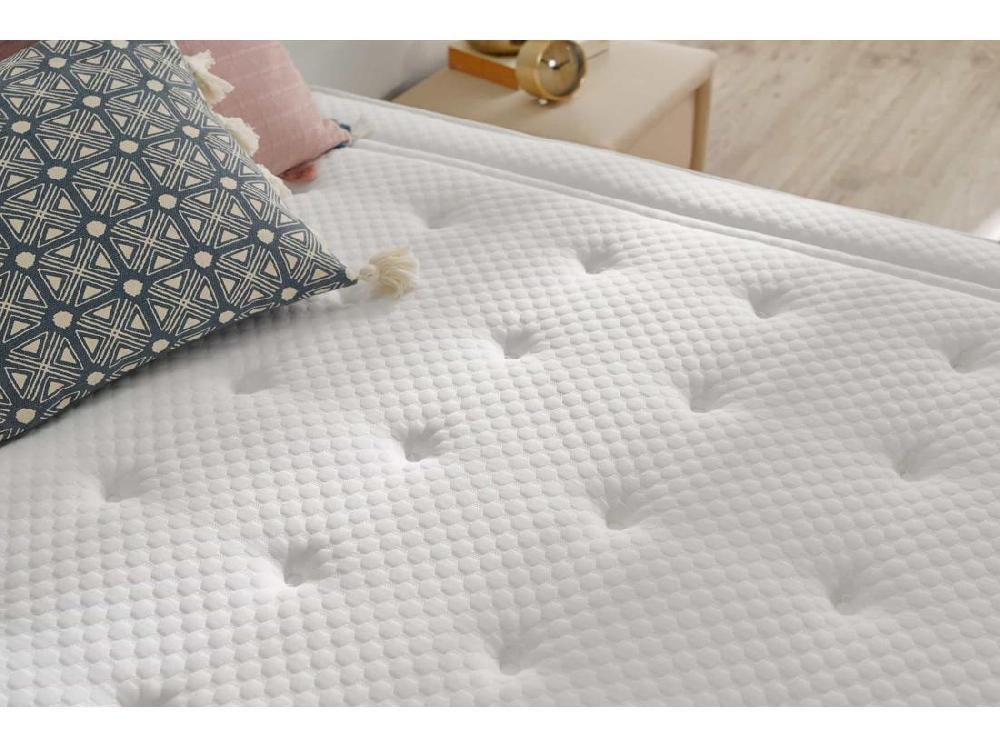 Vente Unique Matelas Royal Spring Premier En Latex HR 30 - 80x200 Cm