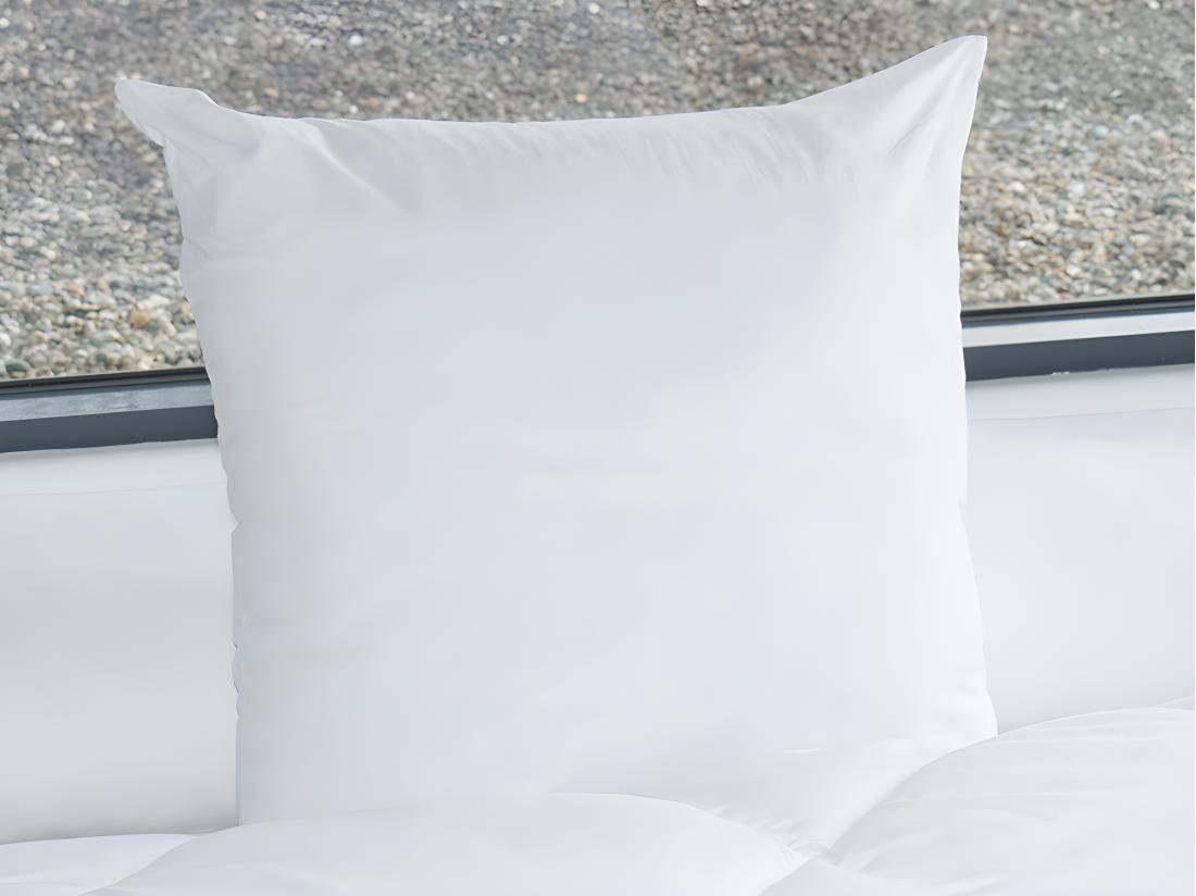 vente unique Oreiller en coton bio 60 x 60 cm de NATUREA - 550gr/m2- Blanc- NATURE CONFORT
