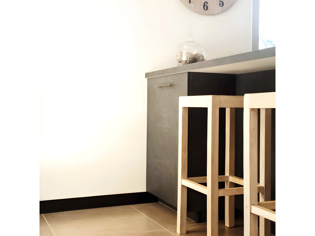 Vente Unique Plinthe PVC Lot De 10 L100xH. 8cm - Noire - PVC