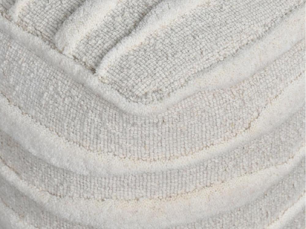 Vente Unique Pouf Carré En Laine Tufté Ivoire LESTARIO
