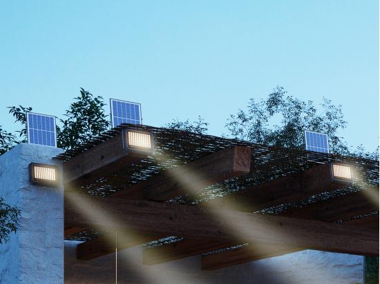 Vente Unique Projecteur Solaire Mural Ou à Poser à Panneau Déporté - 1100 Lumens - CLARTO