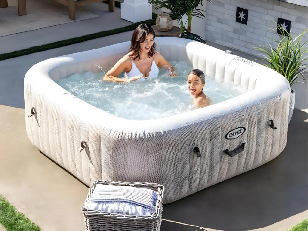 Vente Unique Spa Gonflable 6 Places "Chevron" 193cm Beige