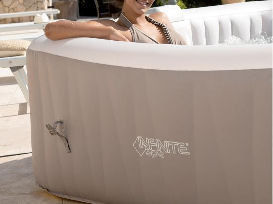 Vente Unique Spa Gonflable Elite Carré Bulles 2 Places - Infinite Spa