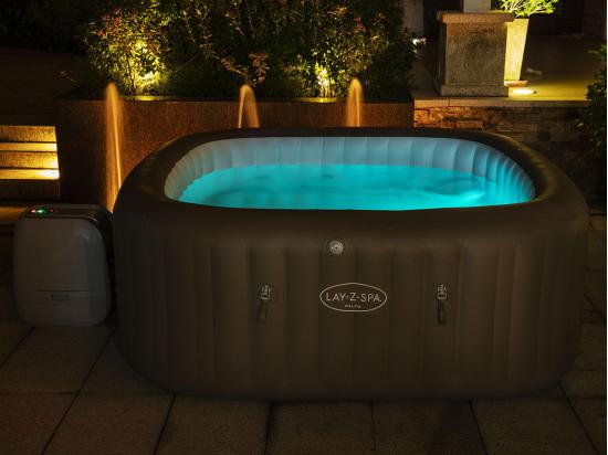 Vente Unique Spa Gonflable Lay-Z-Spa Palma Carré Hydrojet Pro 5/7 Places - Bestway
