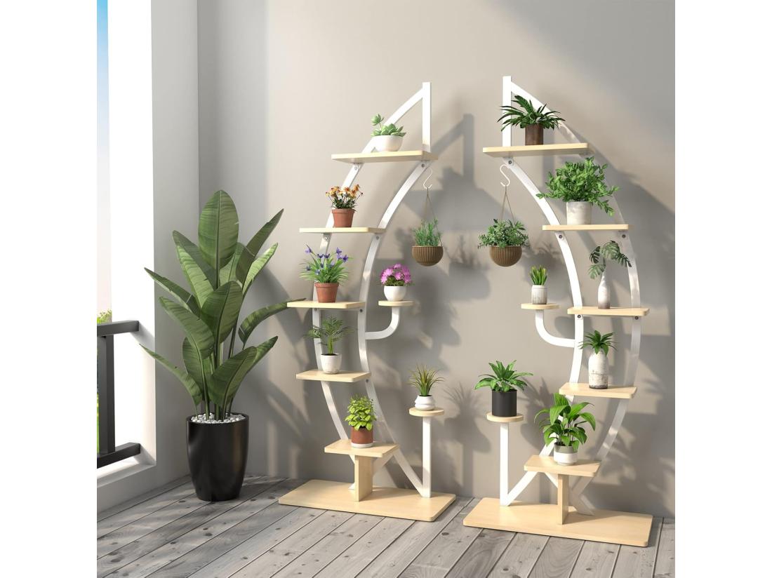 Vente Unique Support De Plante En Métal à 7 Niveaux Étagère à Fleurs Avec Crochet Porte Plantes En Forme De Demi-lune Avec Dispositif Anti-renversement Pour Salon Balcon 60 X 30 X 155 CM Blanc