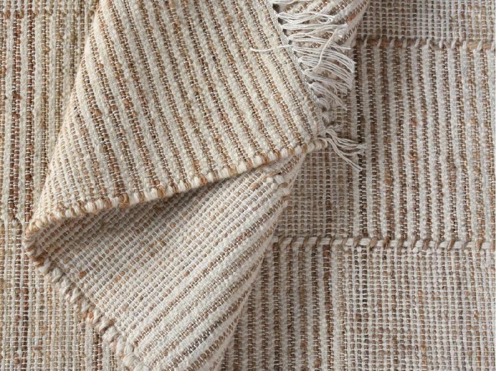 Vente Unique Tapis En Jute Et Laine Fait à La Main - 160 X 230 Cm - 1200g/m2 - Naturel - TAKORADI