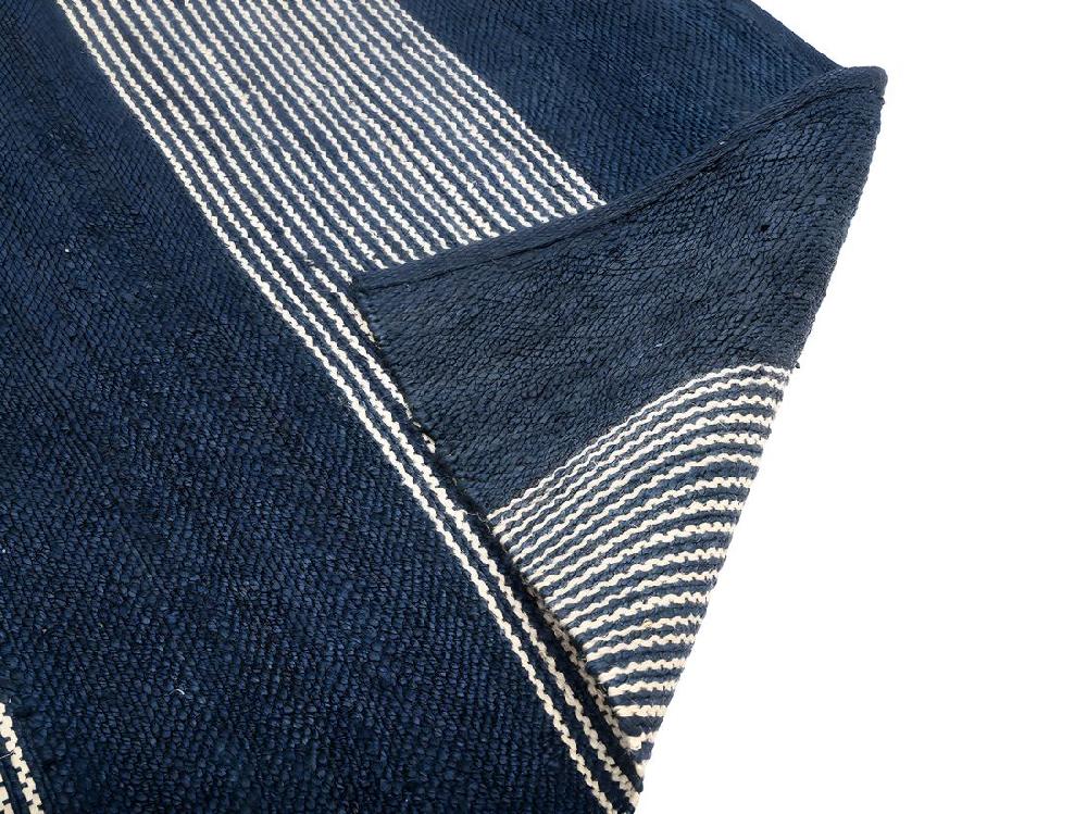 Vente Unique Tapis En Jute Tissé à La Main KOCHI - 200 X 290 Cm - Bleu Marine Et Blanc