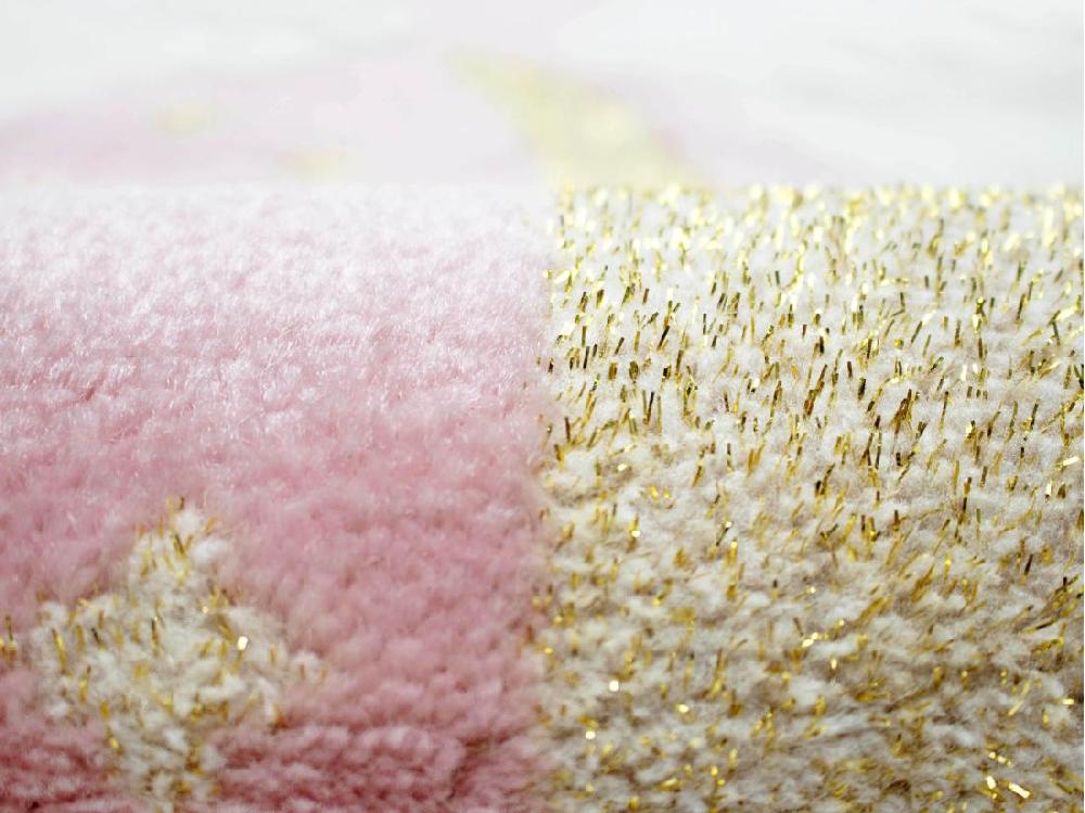 Vente Unique Tapis Enfant Château Féerique - Finition Brillante Lurex - 120 X 170 Cm - Rose Et Doré - PRINCESIA