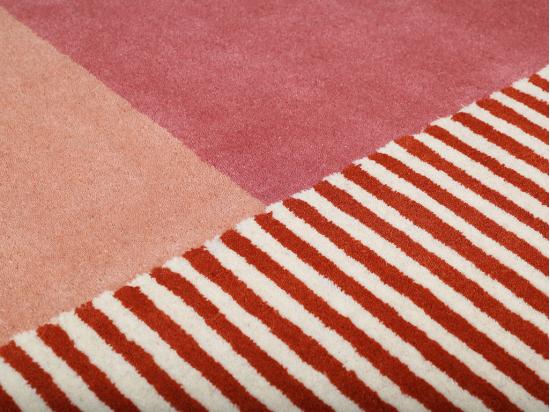 Vente Unique Tapis Ovale En Laine Tufté Main KABAR - 150 X 230 Cm - Rose