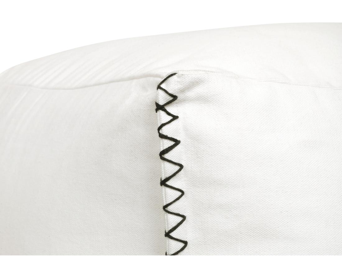 Vente Unique Pouf En Coton Blanc OURIKA