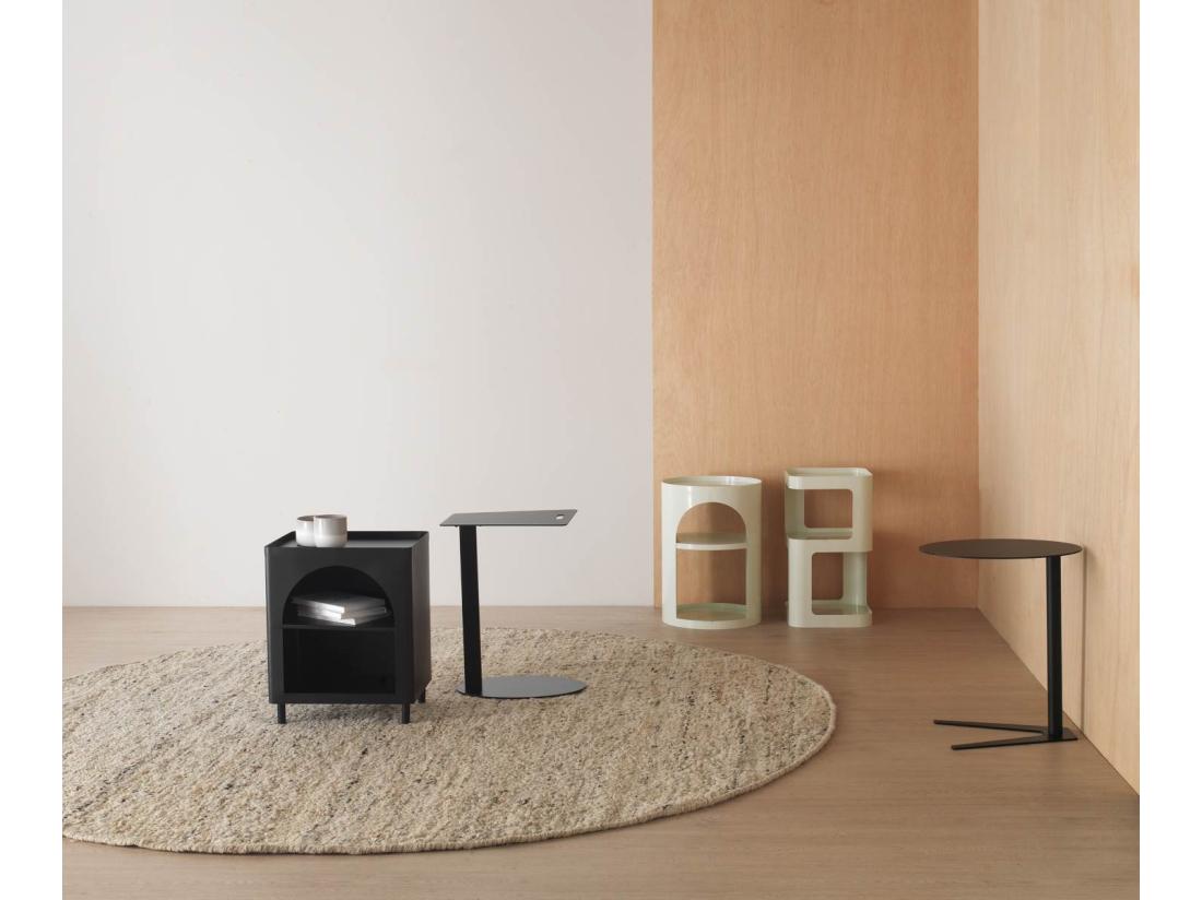 vente unique Table d'appoint en métal blanc