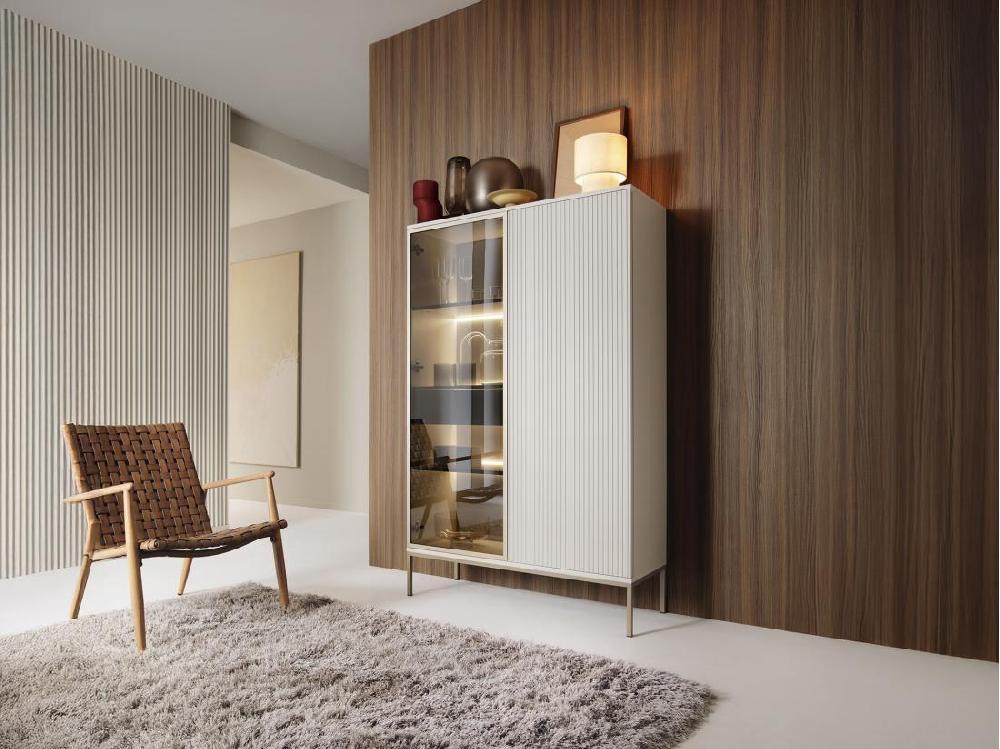 vente unique Vitrine 2 portes et 1 tiroir avec LEDs en MDF et verre fumé - Beige et noir - OVILA