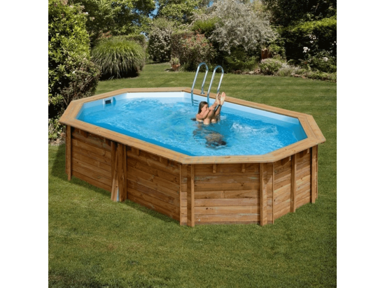 Vente Unique WATERCLIP - Piscine Bois FSC Octogonale 541 X 350 Cm - 12m2 - Autoclave IV - Liner 70/100 - Rainurée Languette + Filtration 8m3/h + Echelle - EMEO