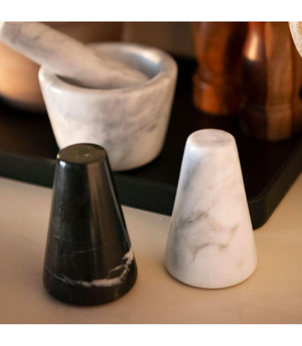 Wadiga Salière Et Poivrière En Marbre Blanc Et Noir 6x6x9cm