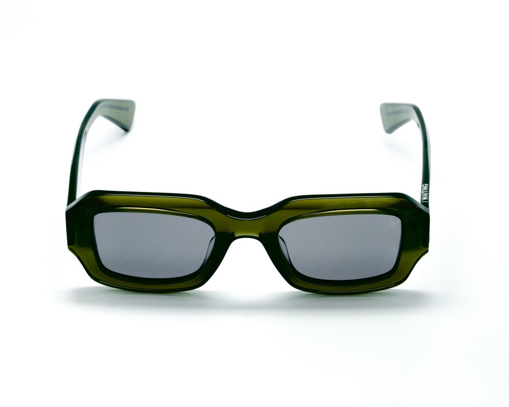 Waiting For The Sun Dave E52 Dave / Olive E52 / Verres Black Pola Cat3