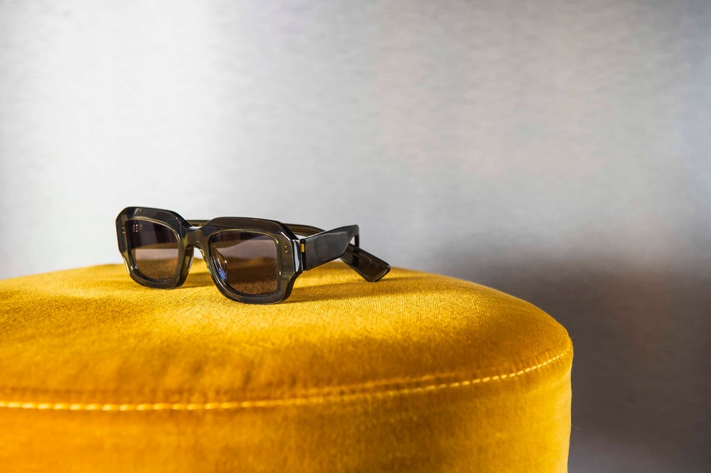 waiting for the sun Dave E52 Dave / Olive E52 / Verres Black pola cat3