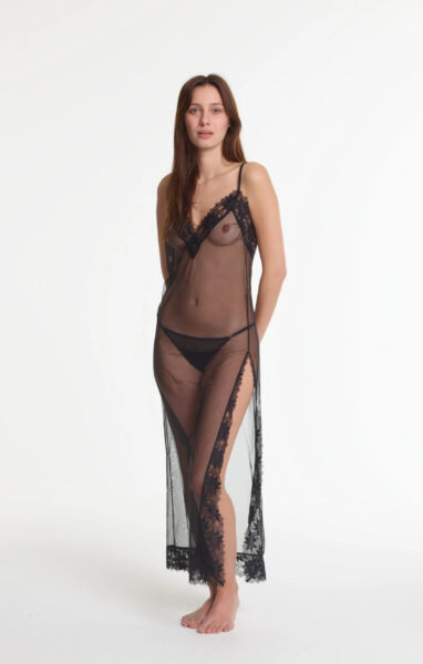 Yasmine Eslami Annabelle Nuisette En Dentelle Noire