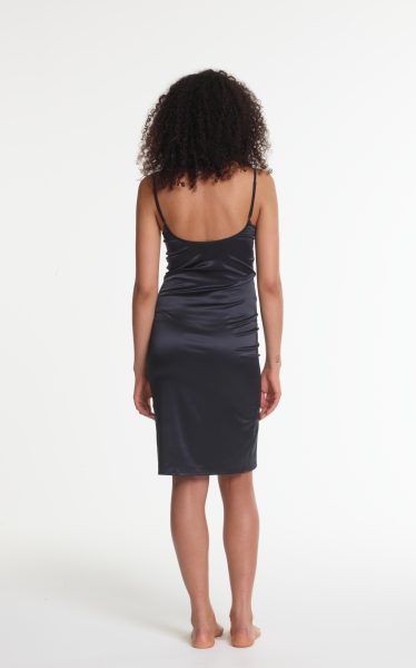 Yasmine Eslami Annabelle Nuisette En Satin Noire