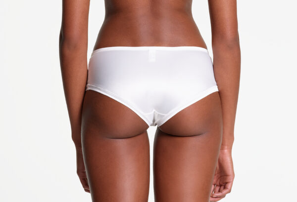 Yasmine Eslami Annabelle Shorty Satin Pearly